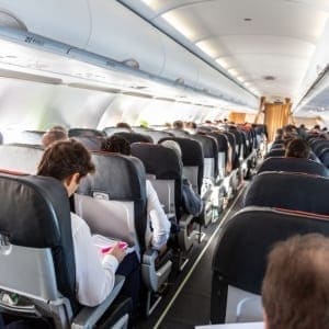 crowded-airplane