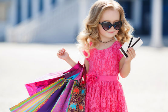 Four Ways to Neutralize the Glamour of Easy Credit with Kids