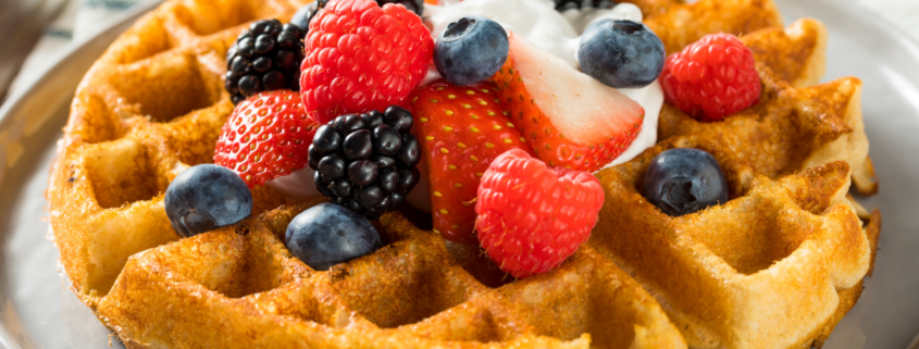 best inexpensive belgian waffle machine with fresh fruit and syrup