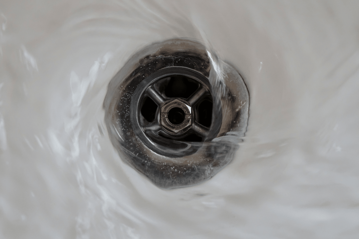 clogged drain how to fix with a vaccuflex vacuum attachment and wet dry vac