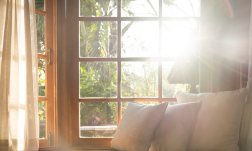 when to open and close windows to keep house cool