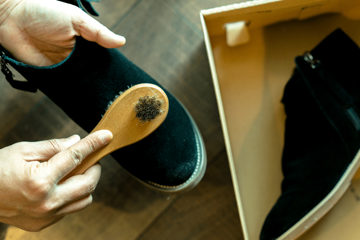 how to clean suede shoes with a brush