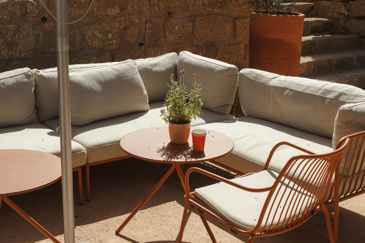 how to clean outdoor furniture