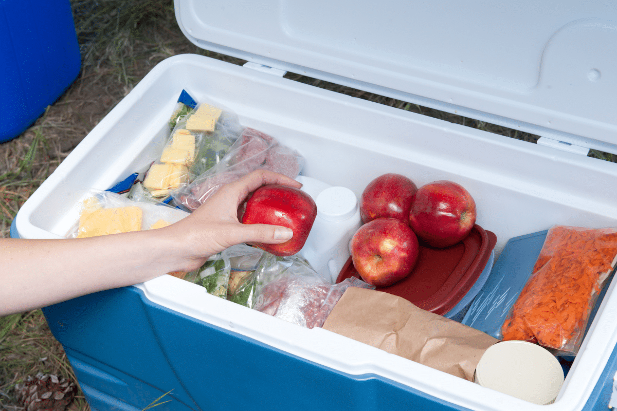 how to keep a cooler cold
