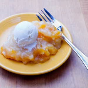 Slow Cooker Peach Cobbler