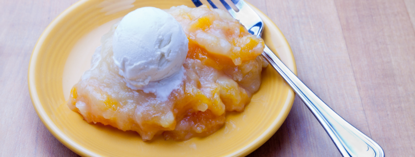 Slow Cooker Peach Cobbler
