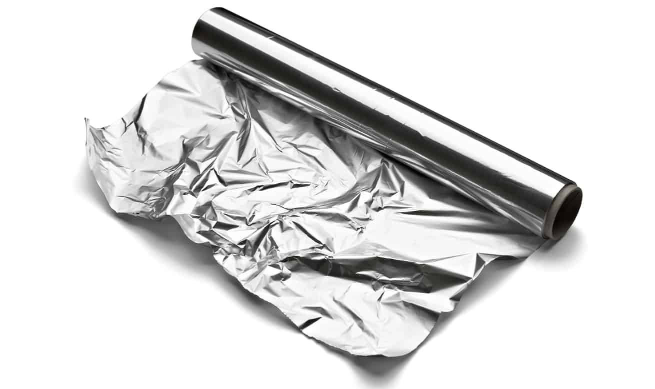 26 Aluminum Foil Hacks to Make Life Easier • Everyday Cheapskate