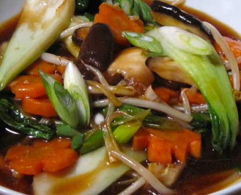 chinese brown sauce with stir fry vegs