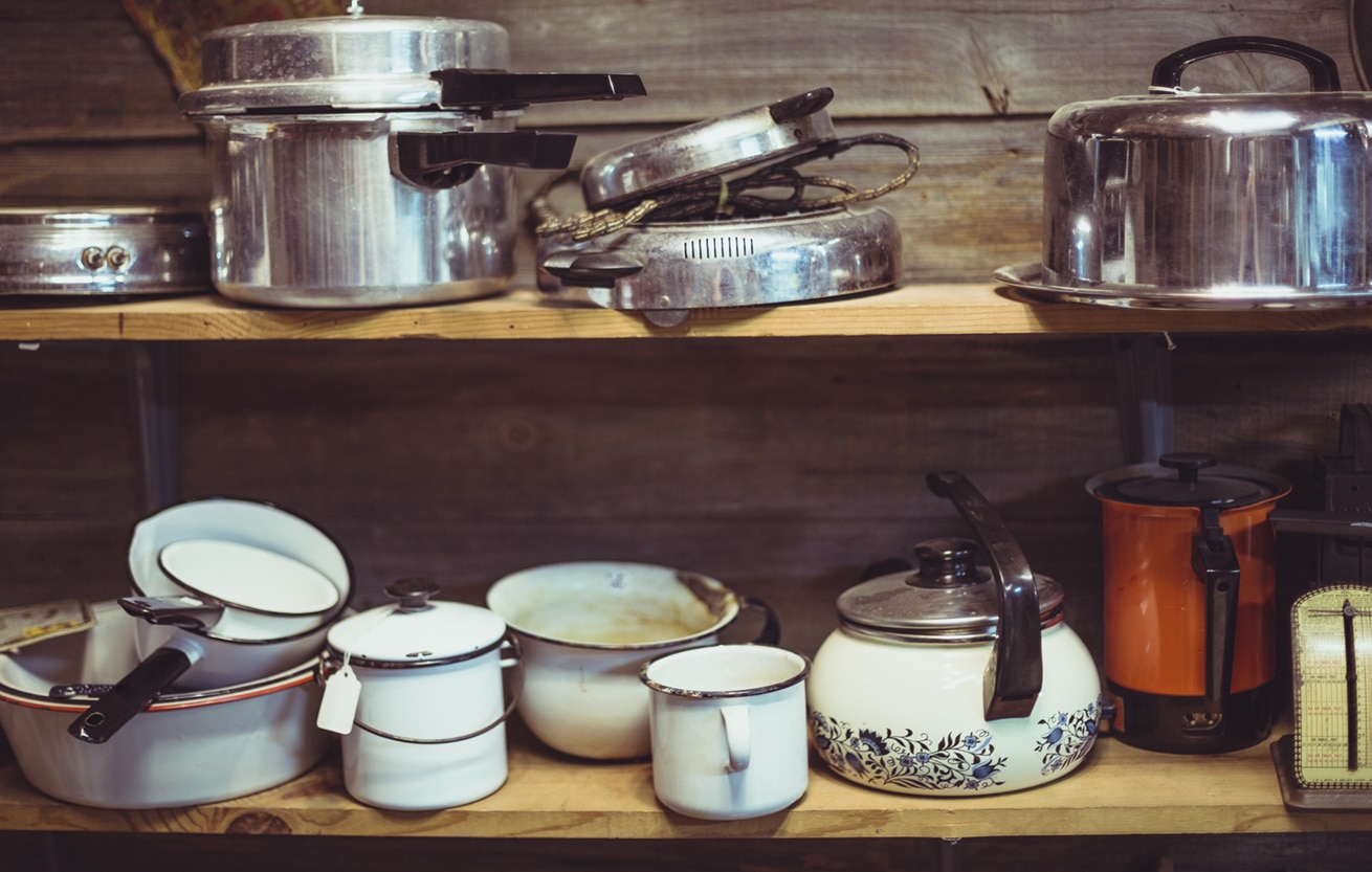 pots and pans clutter